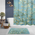 Almond Blossoms | Vincent van Gogh Badematte<br><div class="desc">Mandelblüten (1890) des niederländischen Künstlers Vincent van Gogh (1853-1890). Van Goghs Almond-Blüten-Gemälde zeigen ein zartes Set aus weißen Blume gegen einen strahlenden türkisfarbenen Himmel, das für neues Leben und Erneuerung steht. Die eleganten Äste und fließenden Linien, die von japanischer Kunst Inspiriert werden, schaffen ein Gefühl der Gelassenheit und natürlichen Schönheit....</div>
