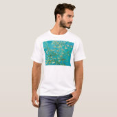 Almond Blossoms von Vincent van Gogh (1890) T-Shirt (Vorne ganz)