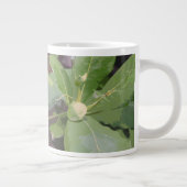 Almond Tree Closeup Jumbo-Tasse (Rechts)