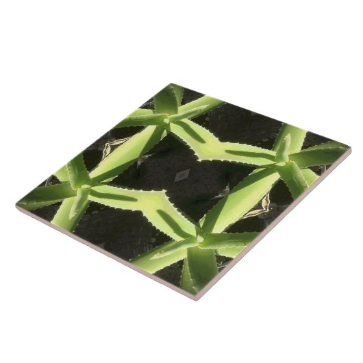 Aloe Pattern 3h Fliese (Seite)