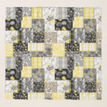 Aloha Patchwork Hawaiian Tropical Prints Gray Schal<br><div class="desc">Gelb, ultimativ grau, taupe und schwarz leuchtend. Dies koordiniert unser Aloha Patchwork, das eine Kombination unserer meistverkauften Aloha-Drucke darstellt. Dieses Design ist ein perfekter Weg, um Ihrer Wohngestaltung eine Touch Aloha hinzuzufügen. Palm Whisperer, Malia Hibiskus, Midnight Garden, Surf Pareau, Momona Pineaple, Makapuu Beach und einige tropische Pflaumen schaffen ein Flickwerk,...</div>