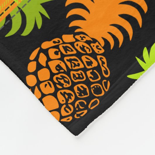 Aloha Patchwork Hawaiian Tropical Prints - Violet Fleecedecke (Ecke)