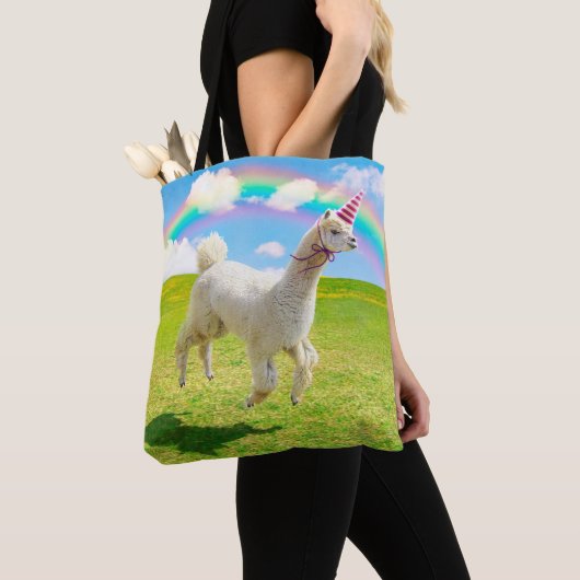 Alpaca Unicorn unter Rainbow Sky Tasche (Von Nahem)