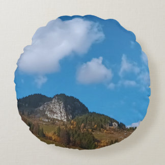 Alpen Sommer - Wilde Natur aus Rumänien Rundes Kissen