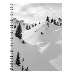 Alpenlandschaft: Schneesichere Berge Notizblock
