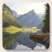 Alpensee in der Schweiz Getränkeuntersetzer (Vorderseite)