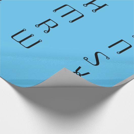 ALPHABET_LETTERS_ABC_PATTERN_LIGHT_BLUE_BLACK GESCHENKPAPIER (Ecke)