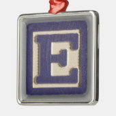 Alphabet-Spielzeug-Block E Silbernes Ornament (Links)