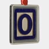 Alphabet-Spielzeug-Block O Ornament Aus Metall (Rechts)