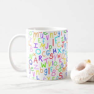 Alphabet-Suppe (auf weißem Hintergrund) Kaffeetasse