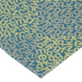 Alphabets Muster 02 YW 2Tonesx4.bw DBlue BG Tischdecke (Schrägansicht)