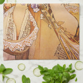 Alphonse Mucha Blume Geschirrtuch (Gefaltet)