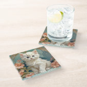 Alphonse Mucha Style White Cat Glasuntersetzer (Schrägansicht)