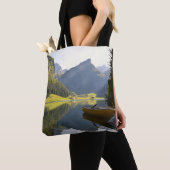 Alpiner Bergsee in der Schweiz Tasche (Von Nahem)