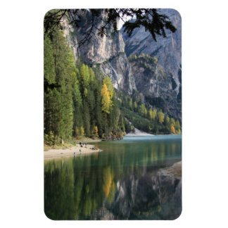 Alpiner See und Reflexionen - fotografischer Magne Magnet