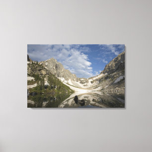 Alpines Tarn und Glazial- Horn in der Teton Leinwanddruck