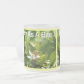 Als Biene beschäftigt - Mattierte Tasse (Vorderseite Links)