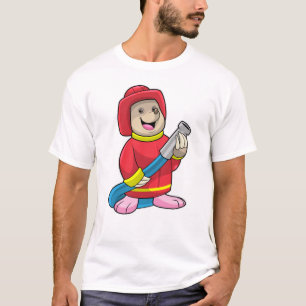 Als Feuerwehrmann mit Schlauch T-Shirt