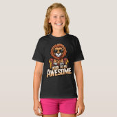 Als großartiger Löwe geboren T-Shirt (Vorne ganz)