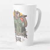 Als Holzfäller verkleideter Sonnenbär Milchtasse (Rechte Ecke)