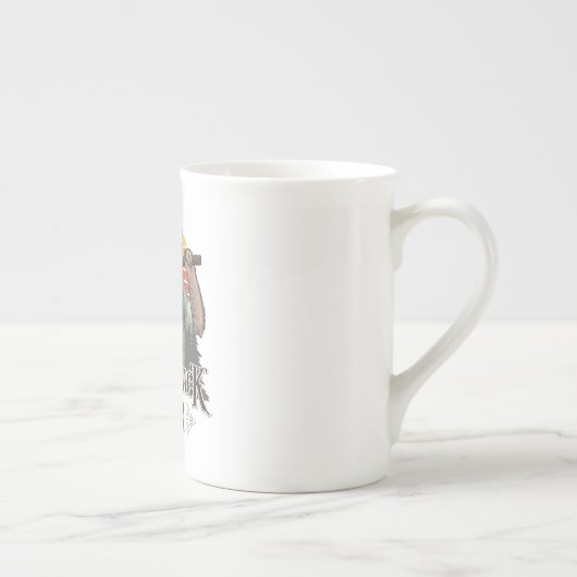 Als Holzfäller verkleideter Sonnenbär Porzellantasse (Rechts)