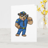 Als Polizeibeamter mit Polizeiuniform tragen Karte (Gelbe Blume)