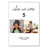 Als wir älter waren, gab es Zeichen für die Tischn Tischnummer (Vorderseite)