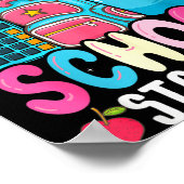 Also Anscheinend Hat Die Schule Mit Lustigem Desig Poster (Ecke)