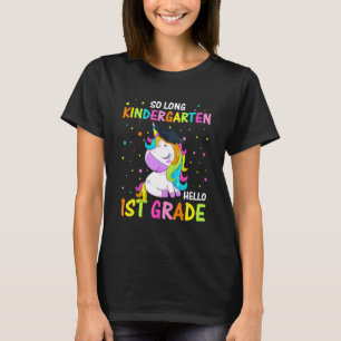 Also, der lange Kindergarten schaut auf die 1. Kla T-Shirt