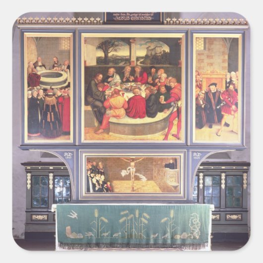 Altar mit einem Triptychon, der das Bild zeigt Quadratischer Aufkleber (Vorderseite)