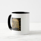 Alte ägyptische Schwarz-Gold-Maske Tasse (Vorderseite Links)