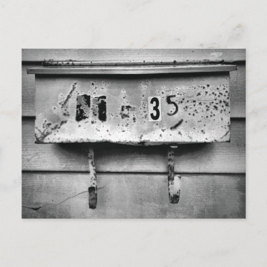 Alte akkubetriebene Postbox Schwarz/Weiß Postkarte (Vorderseite)