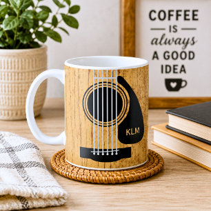 Alte Akustische Holz-Gitarre mit Monogramm Kaffeetasse