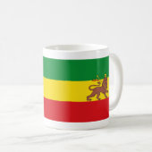Alte äthiopische Flagge Kaffeetasse (VorderseiteRechts)