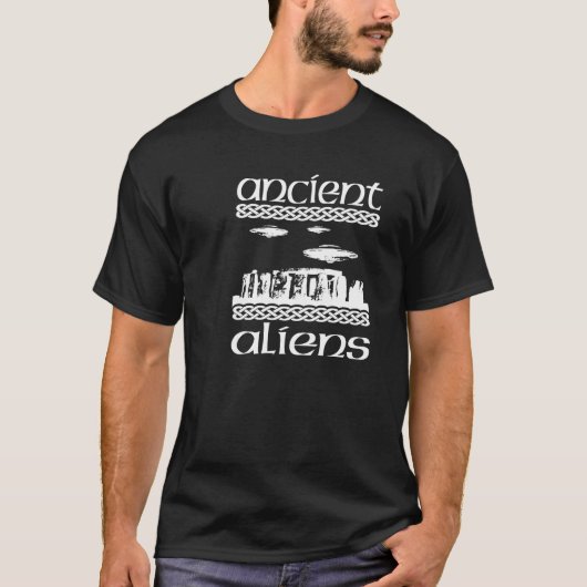 Alte Außerirdische - gehen Sie zu den Steinen T-Shirt (Vorderseite)