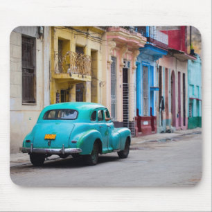 Alte Autos auf den Straßen von Havanna Mousepad