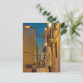 Alte beleuchtete schmale Straße in Mahon - Menorca Postkarte (Stehend Vorderseite)