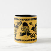 Alte Bienen und Blume auf sehr goldener Tasse3 Zweifarbige Tasse (Mittel)