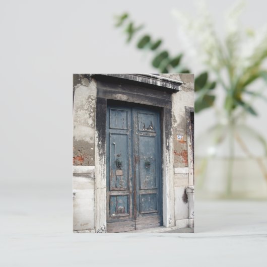 alte blaue Tür Postkarte (Stehend Vorderseite)