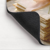 Alte Briefe mit rosa Band gebunden Mousepad (Ecke)