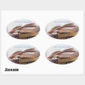 Alte Bücher mit Brille Ovaler Aufkleber (Blatt)