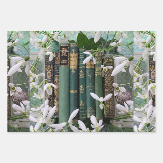 Alte Buchstäbe und Blüten Geschenkpapier Set (Vorderseite)