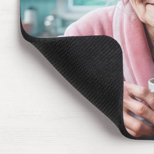 Alte Dame in rosa Curlers Mousepad (Ecke)