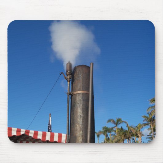 alte Dampfpfeife mit weißem Dampfstrahl Mousepad (Vorne)