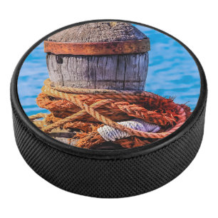 Alte Festungsbollard Eishockey Puck