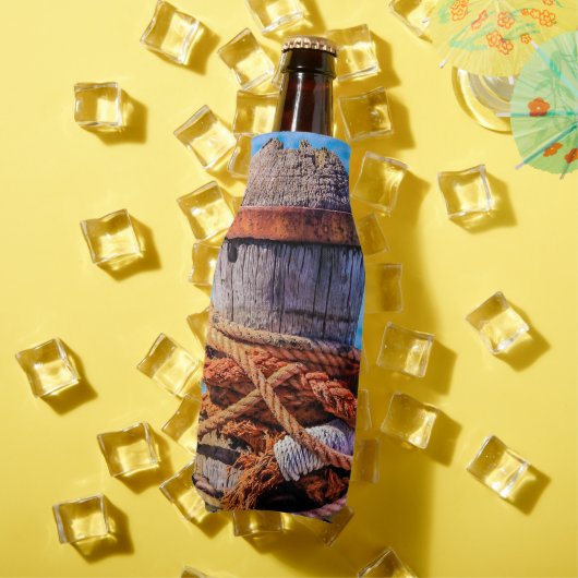 Alte Festungsbollard Flaschenkühler (In Situ Sommer)