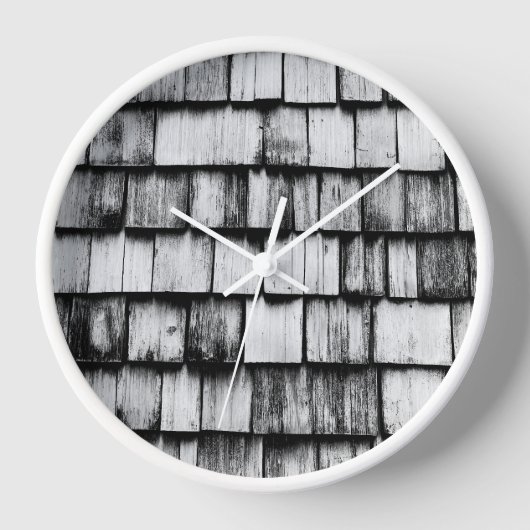 Alte gebrauchte Holzpappwand Uhr (Vorderseite)