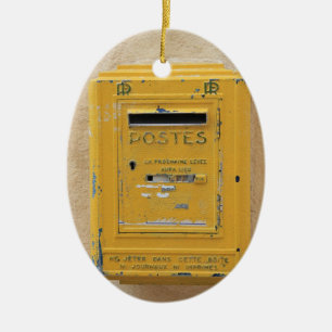 Alte gelbe Briefkastenverzierung Keramikornament