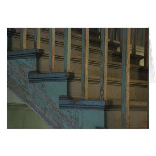 Alte, grüne Holztreppen (Vorderseite (Horizontal))