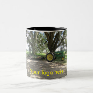 Alte grüne Traktorkaffee-Tasse Zweifarbige Tasse